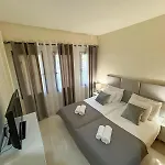 Apartment Pj Luxury Sotoserena