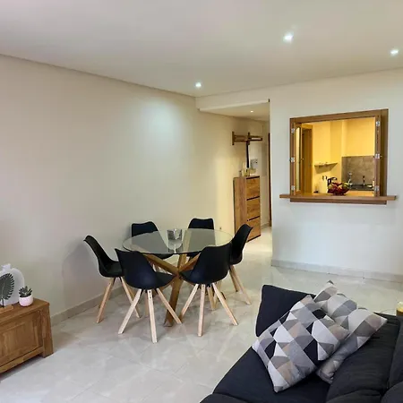 Pj Luxury Sotoserena אסטפונה