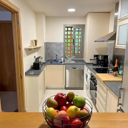 Pj Luxury Sotoserena דירה אסטפונה