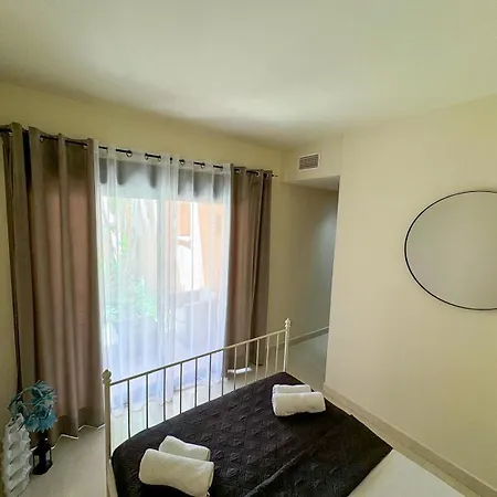 Pj Luxury Sotoserena *