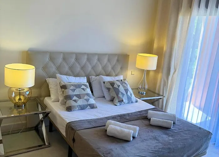 Apartment Pj Luxury Sotoserena